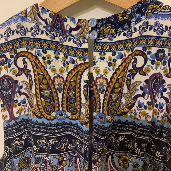 Pink Rose Sleeveless Romper - Picture 5 of 6